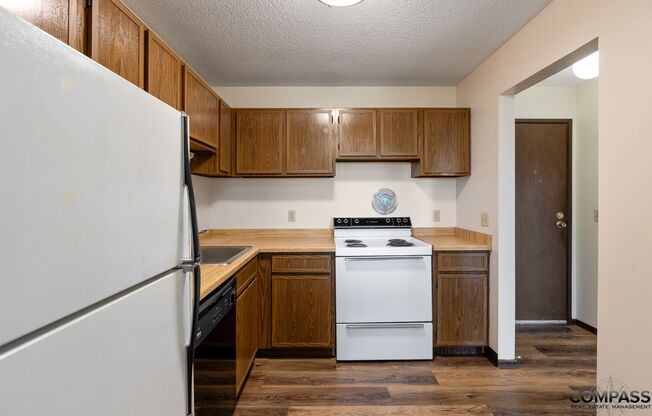 1 bed, 1 bath, 709 sqft, $1,045, Unit 2214-229