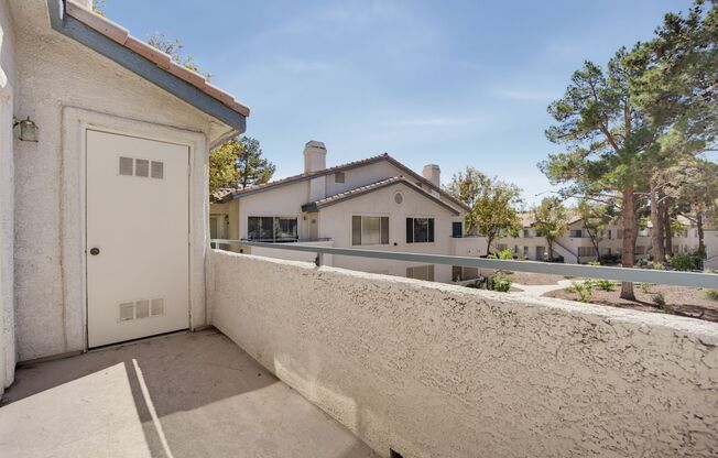 1 bed, 1 bath, $1,200, Unit # 204