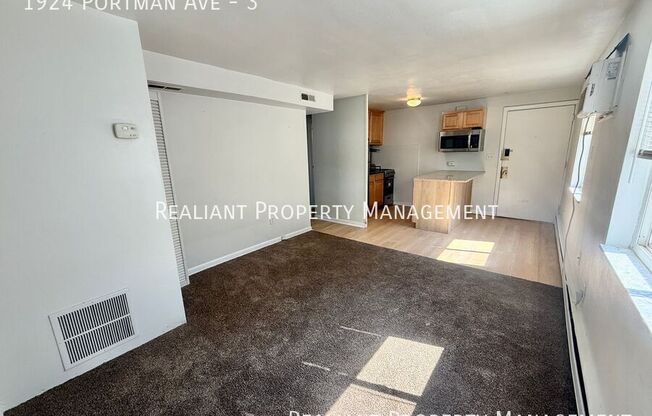 1924 PORTMAN AVE