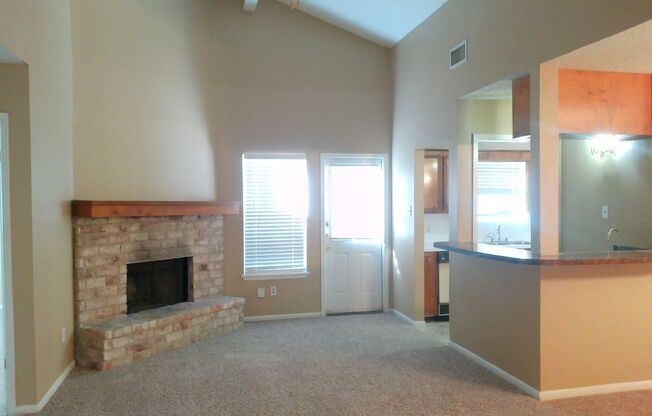 3 beds, 2 baths, $1,595