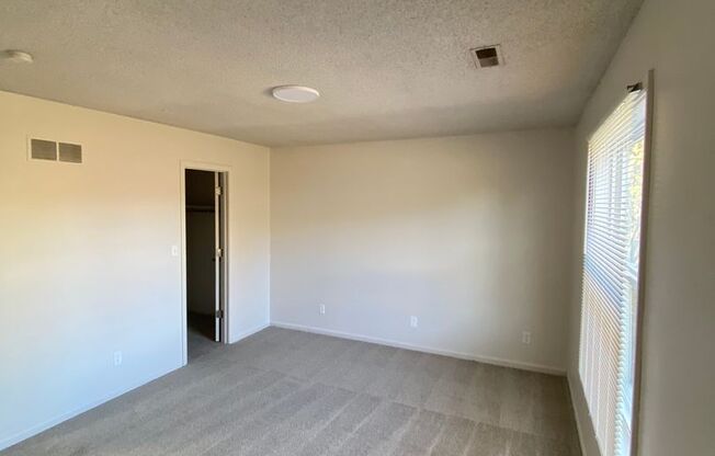 3 beds, 2 baths, 1,300 sqft, $1,820, Unit 3712