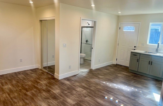 Studio, 1 bath, 325 sqft, $2,100