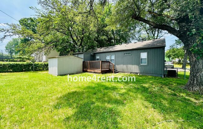 Cozy, Ranch Style Home w/ Stainless Steel Appliances and a Fenced Yard!