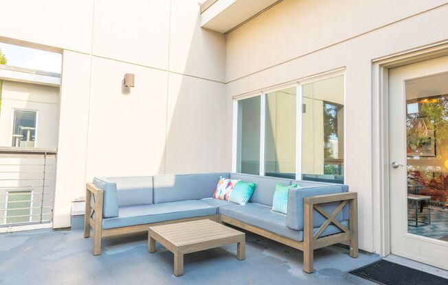 1 bed, 1 bath, 665 sqft, $1,465, Unit 228