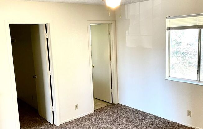 1 bed, 1 bath, 700 sqft, $995, Unit 3