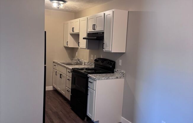 1 bed, 1 bath, $850, Unit 175