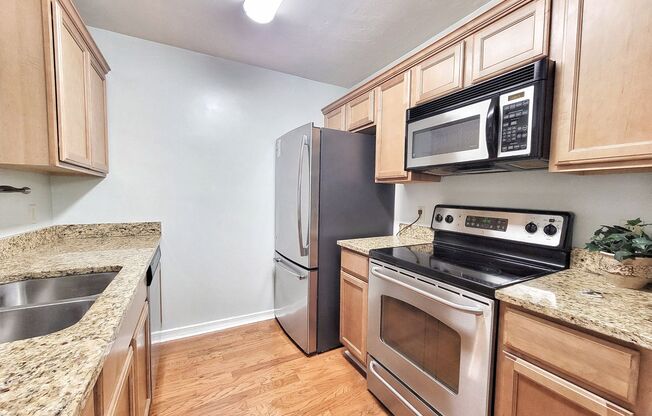 2 beds, 2 baths, $1,600, Unit Unit #802