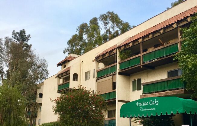 1 bed, 1.5 baths, 712 sqft, $2,333, Unit A312