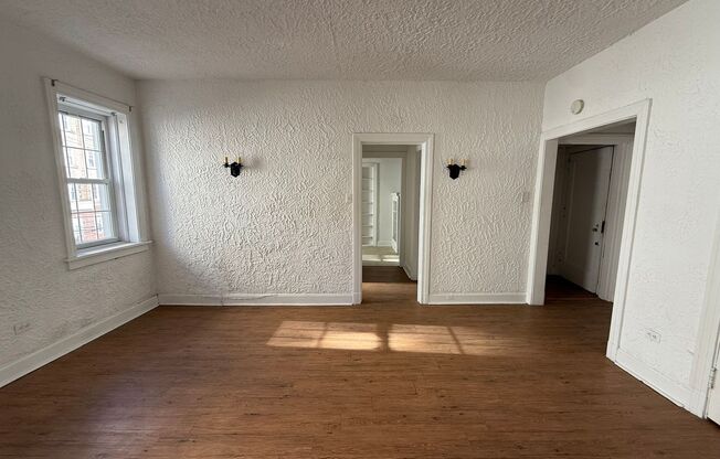 Studio, 1 bath, 308 sqft, $1,175, Unit Bayard Manor 207