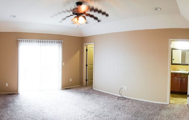 3-Bed Duplex w Garage + Fenced Yard + Balcony + $500 OFF December AND January RENT!