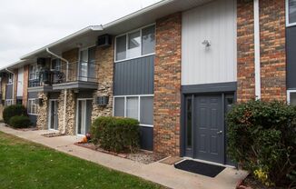 Move in Today! Half of Security Deposit!!