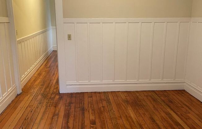 2 beds, 1 bath, 875 sqft, $3,195, Unit 22