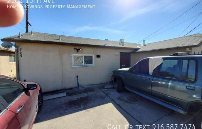 2105 15 AVE