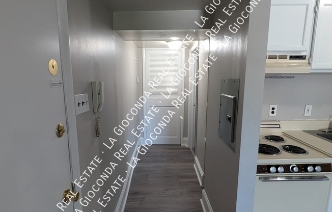 319 N. 33rd St. #4