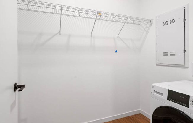 Studio, 1 bath, 400 sqft, $1,250, Unit 316