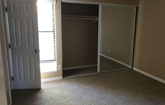 2 beds, 1.5 baths, 785 sqft, $1,049, Unit 129