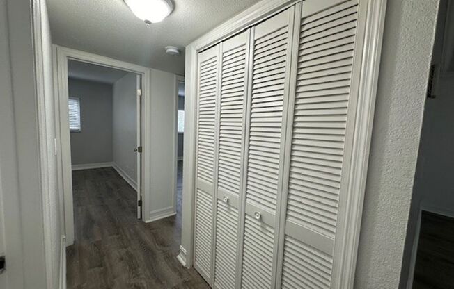 2 beds, 2 baths, 900 sqft, $1,995, Unit 206