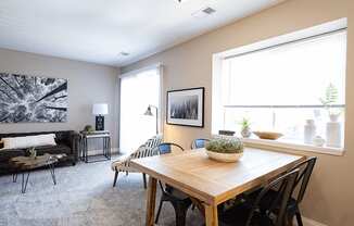 Apartments in 
Greenwood, Indiana