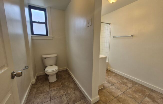 1 bed, 1 bath, 410 sqft, $1,599, Unit 3510 Louisa St. #06