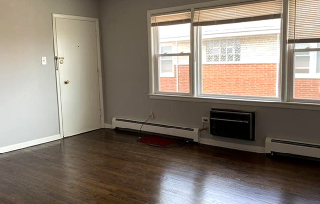 10144 Pulaski Acquisitions LLC