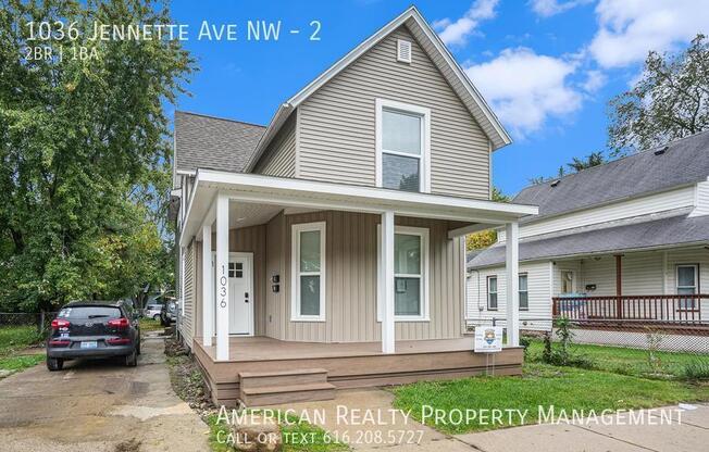 1036 JENNETTE AVE NW