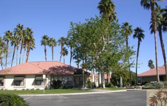 2 beds, 2 baths, $2,250, Unit # 92