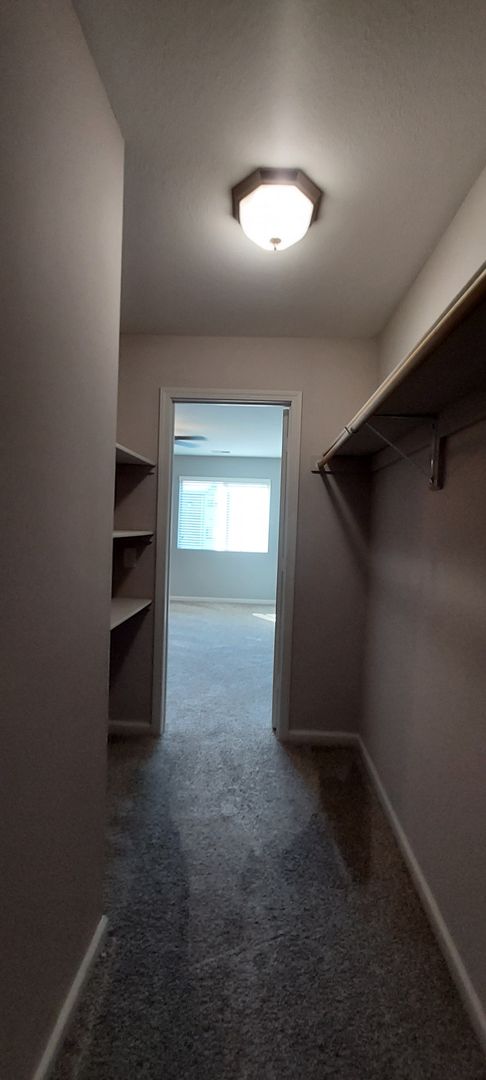 2 beds, 2 baths, 1,142 sqft, $1,360, Unit 31-202