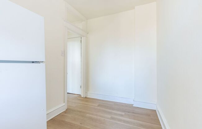 Studio, 1 bath, 375 sqft, $1,195, Unit C7