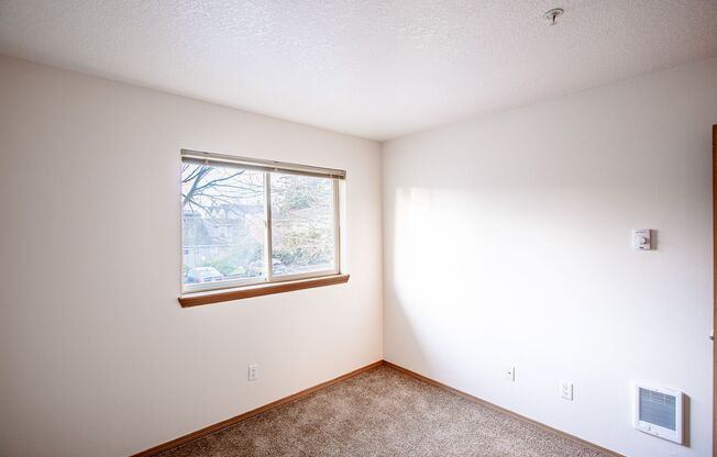 2 beds, 2 baths, 847 sqft, $1,550, Unit 44