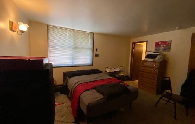 1 bed, 1 bath, $1,175