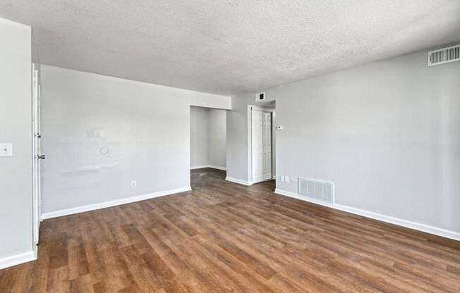 2 beds, 2 baths, 849 sqft, $1,200, Unit 1828-06