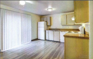 2 beds, 1 bath, 950 sqft, $1,450, Unit 215-I3