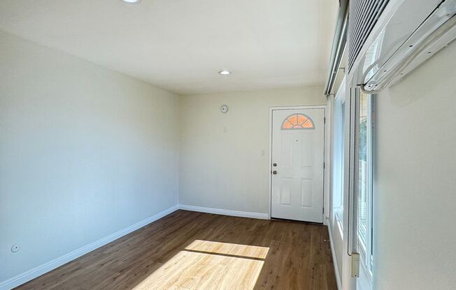 Savor Home-Sweet-Home Vibes in PASADENA: A Cozy Apartment Awaits!