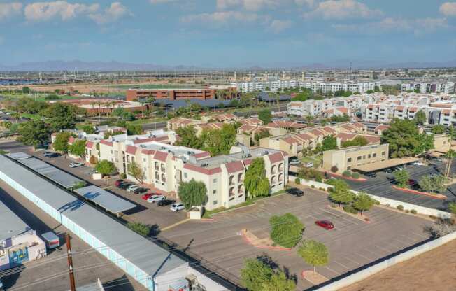 Aerial view at University Park Apartments in Tempe AZ Nov 2020 (7)