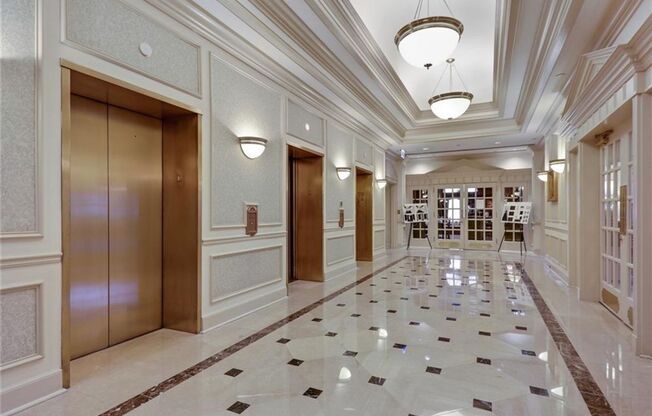 1 bed, 1 bath, $1,695, Unit 199 14th St NE Unit 201