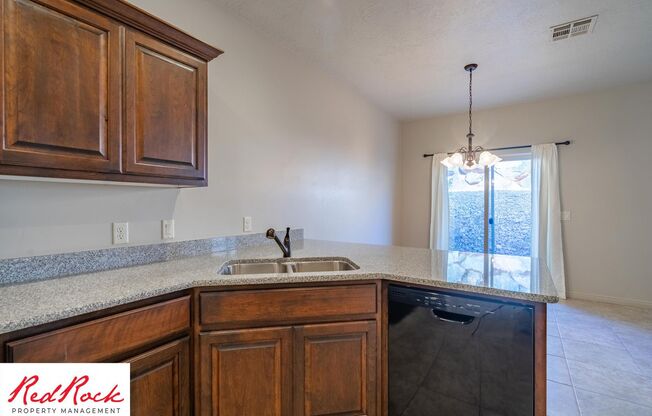 3 beds, 2.5 baths, $1,595, Unit # 21