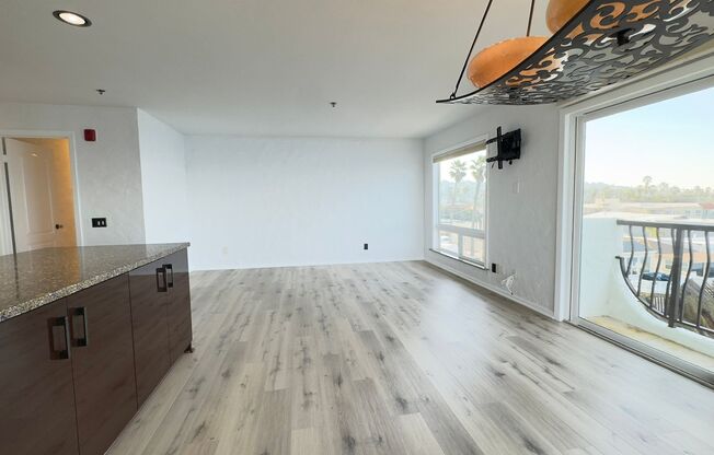3 beds, 3 baths, $7,000, Unit UNIT 304