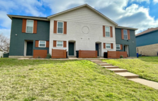 3813 COATES CIR