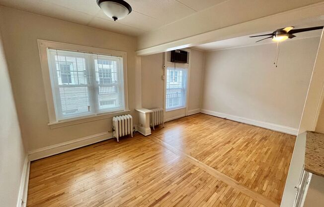 1 bed, 1 bath, 750 sqft, $1,195, Unit 306