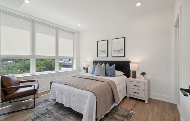 2 beds, 2 baths, 1,000 sqft, $1,795, Unit 203