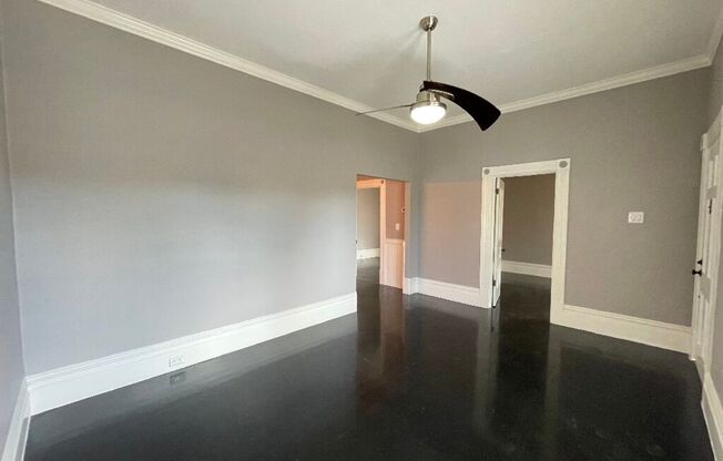 2 beds, 1 bath, $3,250