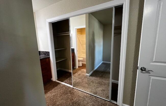 2 beds, 2 baths, 900 sqft, $2,005, Unit 123
