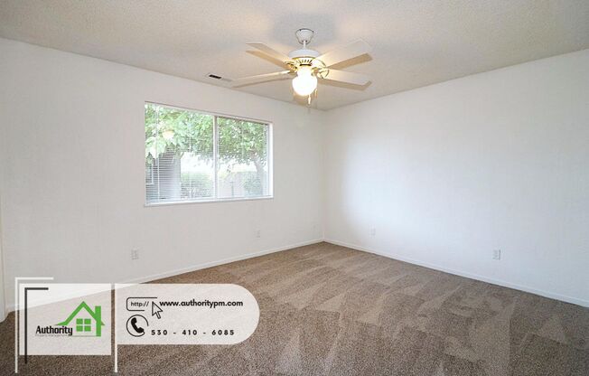 2 beds, 1 bath, 930 sqft, $1,095