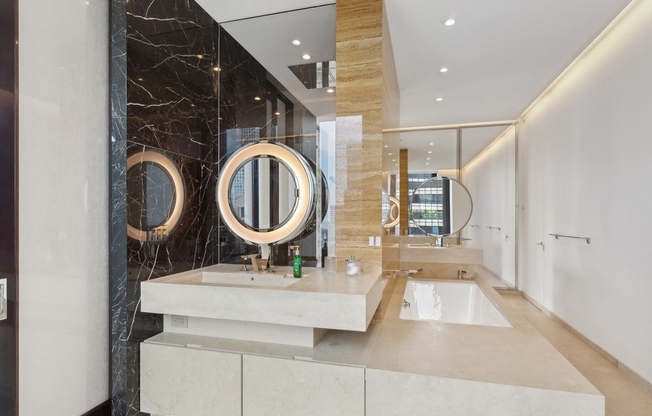 3 beds, 3.5 baths, 3,383 sqft, $40,000, Unit 52B