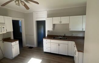 4 beds, 1 bath, $1,295