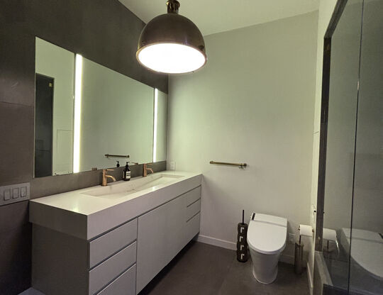 2 beds, 2 baths, 1,710 sqft, $6,750, Unit 401