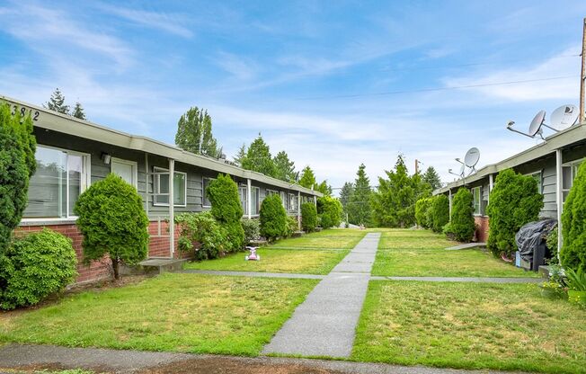 2 beds, 1 bath, 750 sqft, $1,825