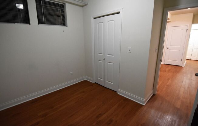 1 bed, 1 bath, 575 sqft, $2,000, Unit GR 712-BS