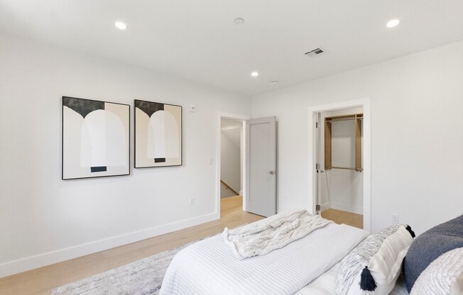3 beds, 3.5 baths, 2,829 sqft, $7,500, Unit 3