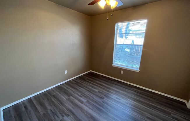 2 beds, 1 bath, 1,074 sqft, $895, Unit A